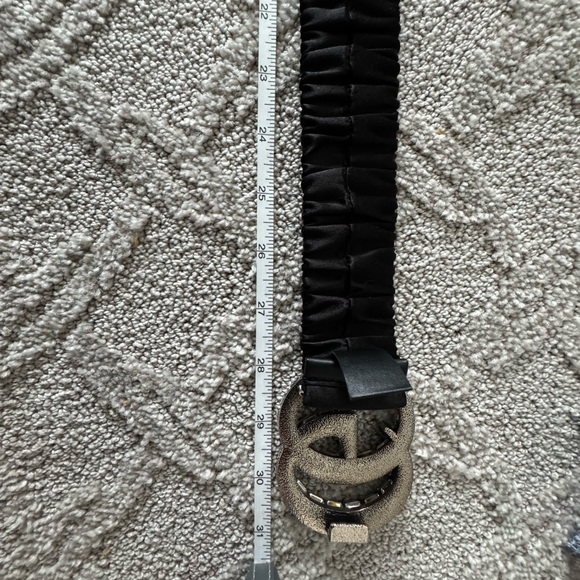 GUCCI black stretch belt in super rich stretchy satin size 80/32 - Picture 3 of 5